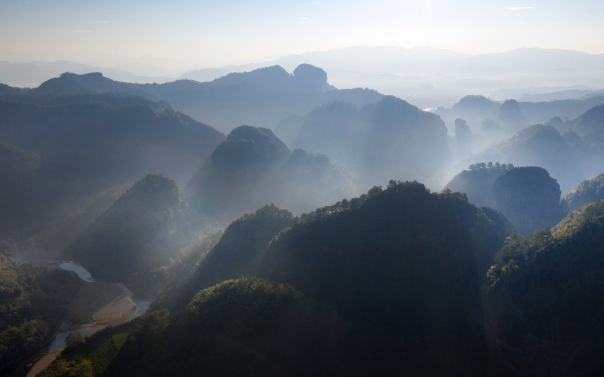 山外山，是什么模樣？